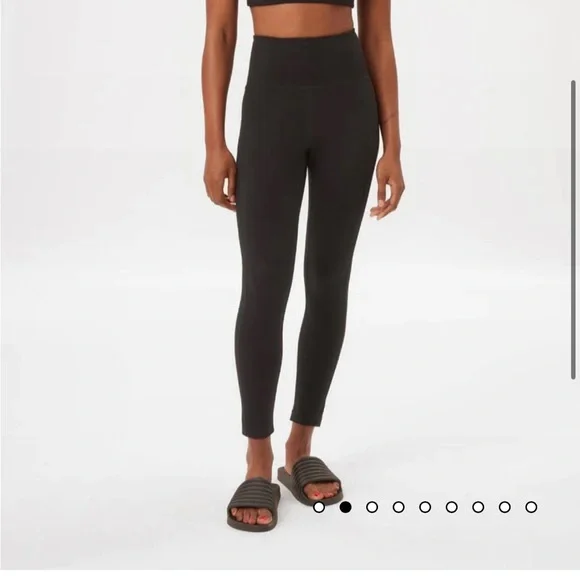 Girlfriend Collective - Black Compressive High-Rise Legging - Picture 2 of 9